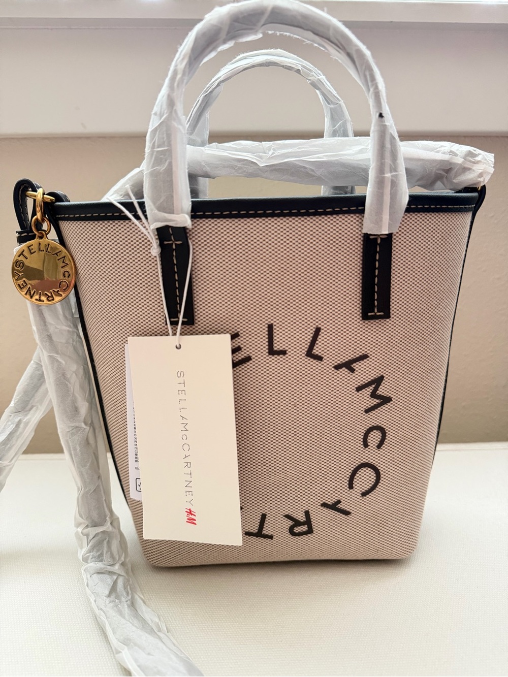 STELLA MCCARTNEY H&M SMALL COATED CANVAS TOTE BAG NWT LIMITED EDITION - Picture 8 of 12